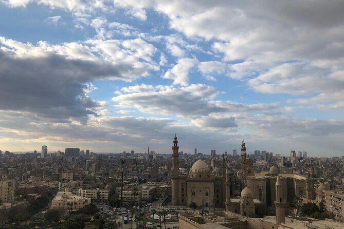 Day tour to Pyramids, Egyptian Museum and Bazaar from Cairo&Giza - Exploring the Pyramids of Giza
