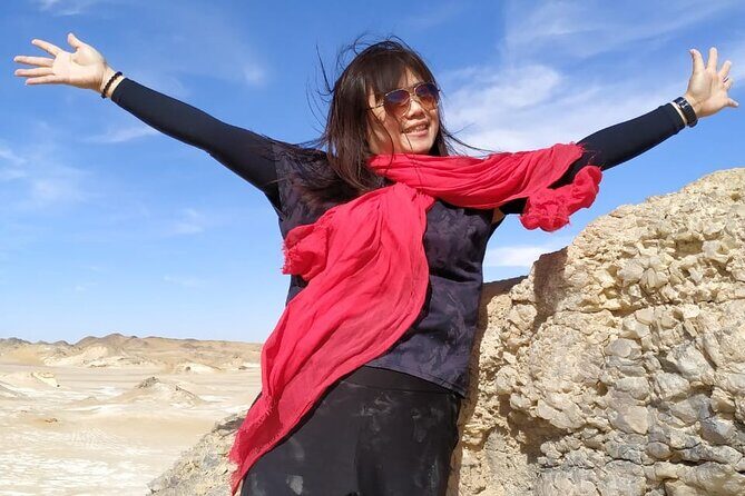 Day tour to White Desert and Bahariya Oasis Tour - Starting the Journey: From Cairo to Bahariya Oasis