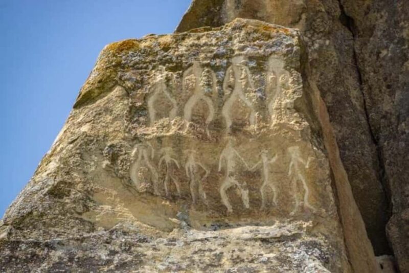 Day trip Baku tour: Gobustan & Absheron - Key Points