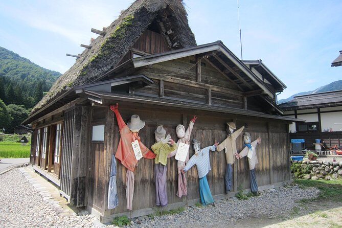 [Day trip bus tour from Kanazawa Station] Weekend only! World Heritage Shirakawago Day Bus Tour - Who Should Book This Tour?