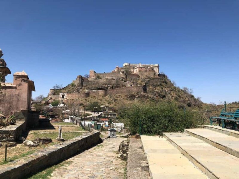 Day Trip Of Kumbhalgarh Fort & Wildlife Safari From Udaipur - Key Points
