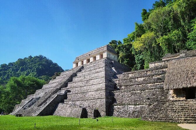 Day Trip to Agua Azul Waterfalls and Palenque from San Cristobal - What the Reviews Say