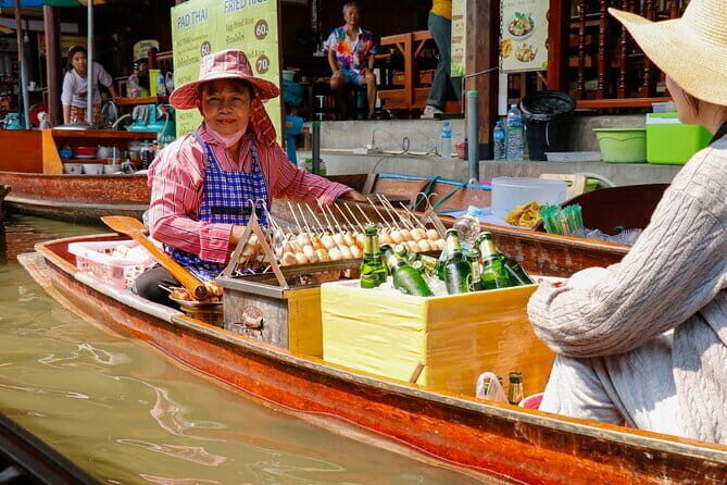 Day Trip to Bangkok Floating Market & Maeklong Railway - Why This Tour Offers Great Value