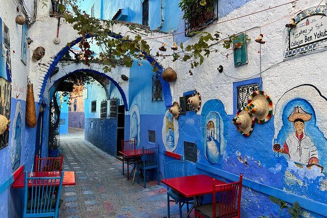 Day Trip to Chefchaouen From Fez with Local Expert - Who Should Consider This Tour?
