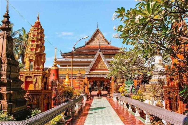 Day Trip to Oudong Mountain and Phnom Penh City Private Tour - Authentic Cultural Encounters at Religious and Market Sites