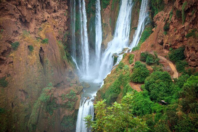 Day Trip to Ouzoud Waterfalls with Guide and Boat Trip - Arrival at the Waterfalls: First Impressions