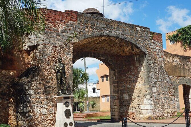 Day Trip to Santo Domingo from Punta Cana - What Some Travelers Love and What to Watch Out For