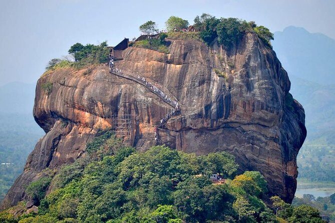 Day Trip To Sigiriya & Dambulla Temple with Free Sri Lankan Lunch - What We Like About This Tour