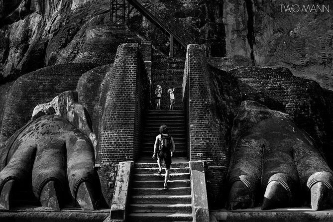Day Trip To Sigiriya & Dambulla Temple with Free Sri Lankan Lunch - FAQ