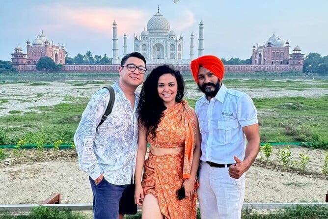 Day Trip to Taj Mahal, Agra Fort and Baby Taj from Delhi by Car - Exploring the Day Trip to the Taj Mahal, Agra Fort, and Baby Taj from Delhi by Car