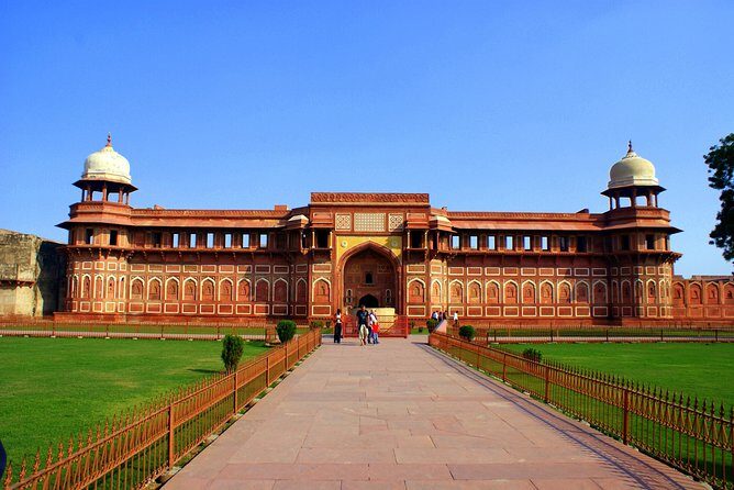 Day Trip to Taj Mahal & Agra Fort from Delhi by Car - The Sum Up
