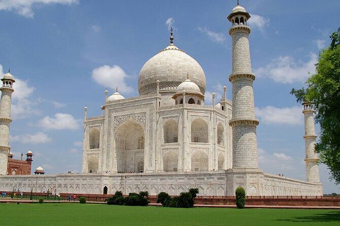 Day Trip to Taj Mahal from Delhi - Considering the Price and Value
