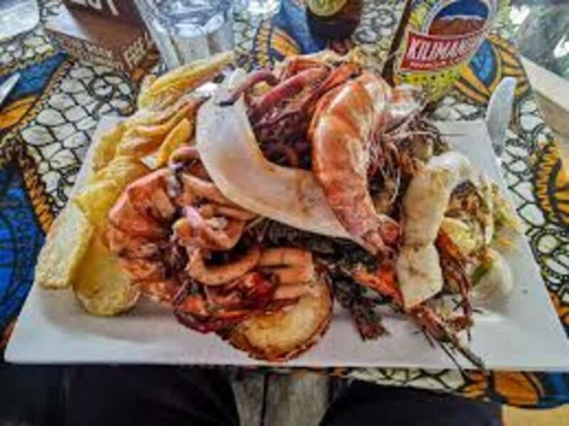 Day trip to the Rock Restaurant & relax on mtende beach - Key Points