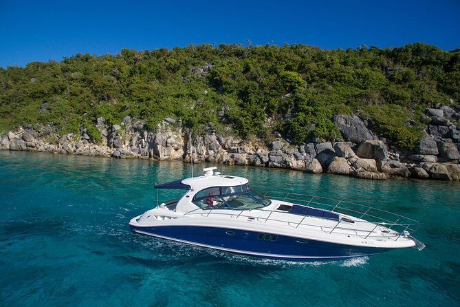 Day Yacht Excursions throughout the US or British Virgin Islands - An In-Depth Look at the Private Yacht Tour