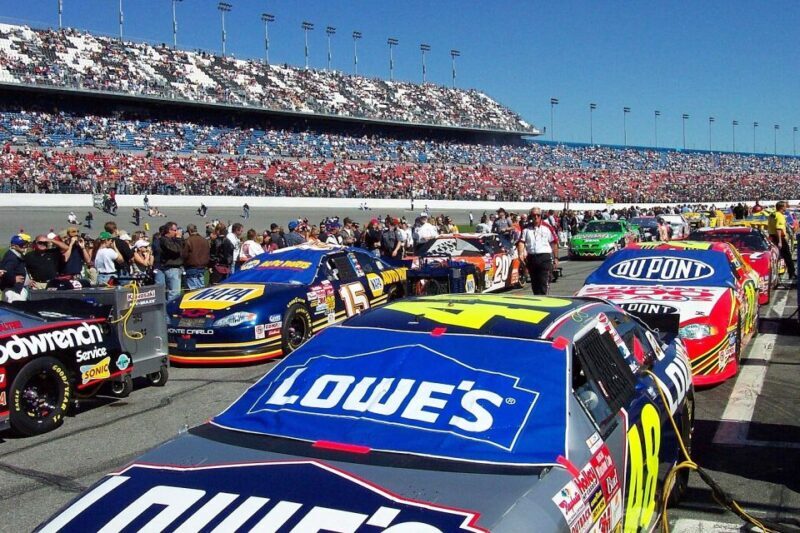 Daytona Beach: Daytona 500 NASCAR Race Ticket - Who Should Consider This Tour?