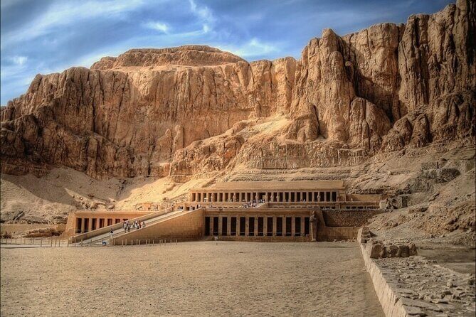 DayTrip To Luxor From Hurghada with Small Group 8 persons - The Sum Up
