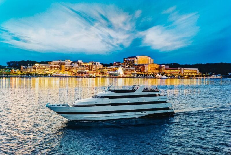 DC: City Cruises Buffet Brunch, Lunch, or Dinner Cruise - Entertainment and Atmosphere