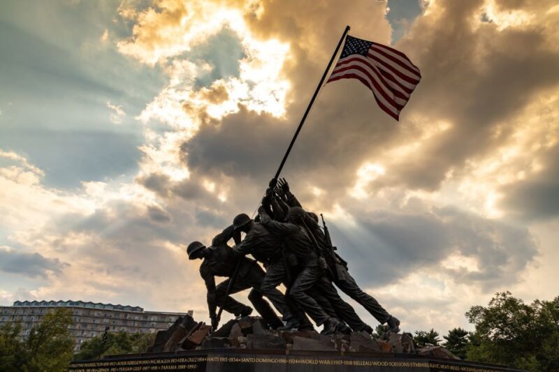DC: Hop-On Hop-Off with 17 Stops plus Arlington Walking Tour - The Experience at Arlington National Cemetery