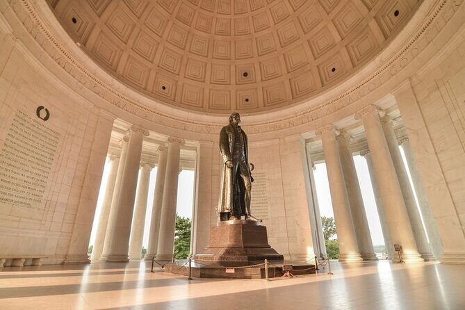 DC Monuments and Memorials Tour Day Tour - What’s Included and What’s Not