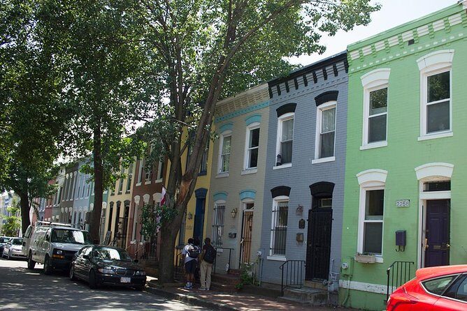 DC's Original Food & History Guided Walking Tour - Who Is This Tour Best Suited For?