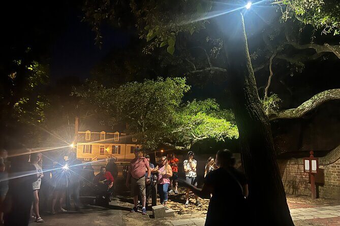 Dead Of Night Ghost Tour in Williamsburg / PARANORMAL EQUIPMENT - An In-Depth Look at the Dead of Night Ghost Tour