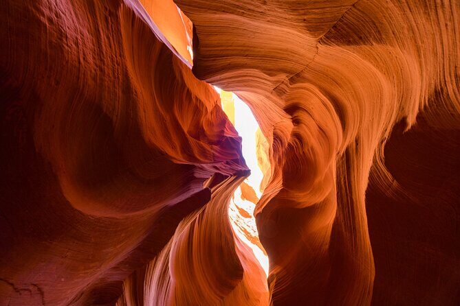 Deer Canyon Adventure through Antelope Canyon - Guides and Personal Experience