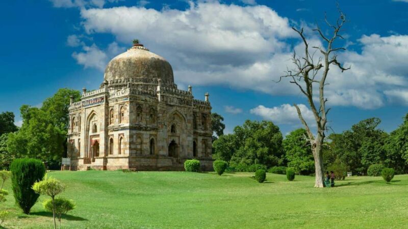 Delhi: 3Day Deluxe Golden Triangle with Luxury car & 5* Stay - Key Points