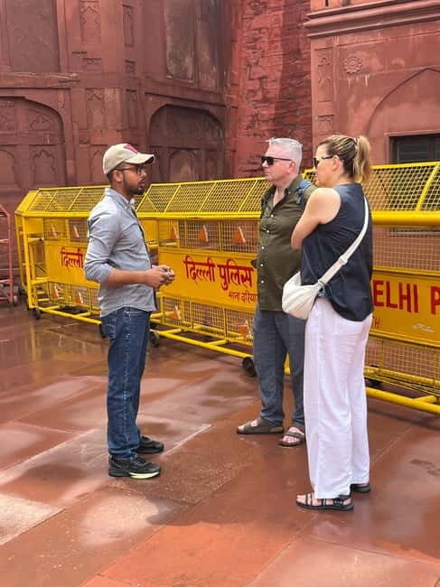 Delhi: Akshardham Temple Tour with Light and Water Show - FAQ