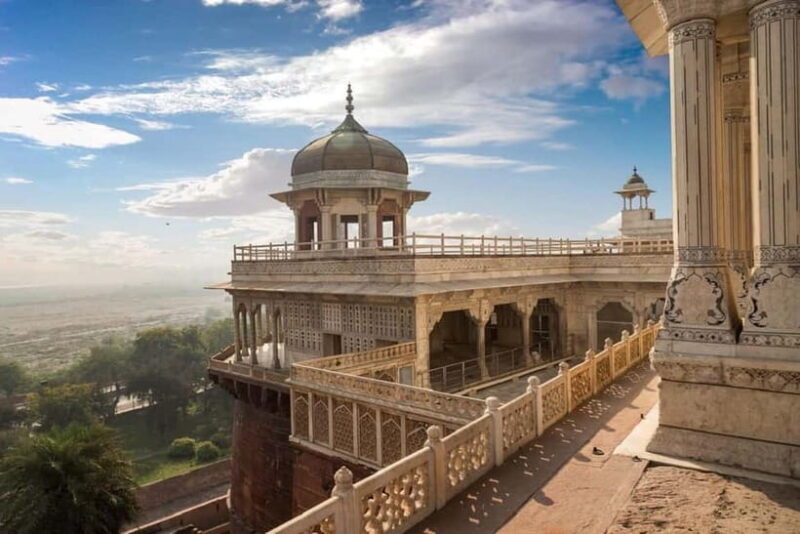 Delhi: All Inclusive Taj Mahal & Agra Tour by Gatimaan Train - What’s Included and What’s Not