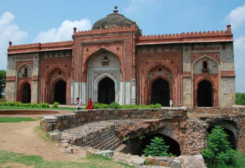 Delhi City Hidden Gems Tour - Cover the Uncovered Sites - The Experience and Value