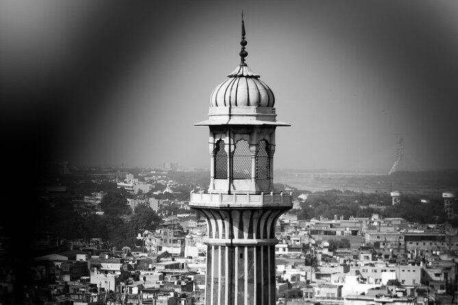 Delhi: Customized Full Day Tour of Old and New Delhi - The Cost and Its Value