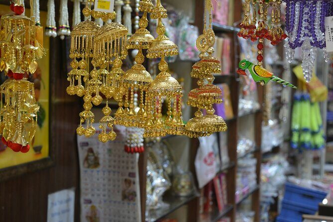 Delhi : Customized Half or Full Day Delhi Shopping Tour - What to Expect from the Delhi Shopping Tour