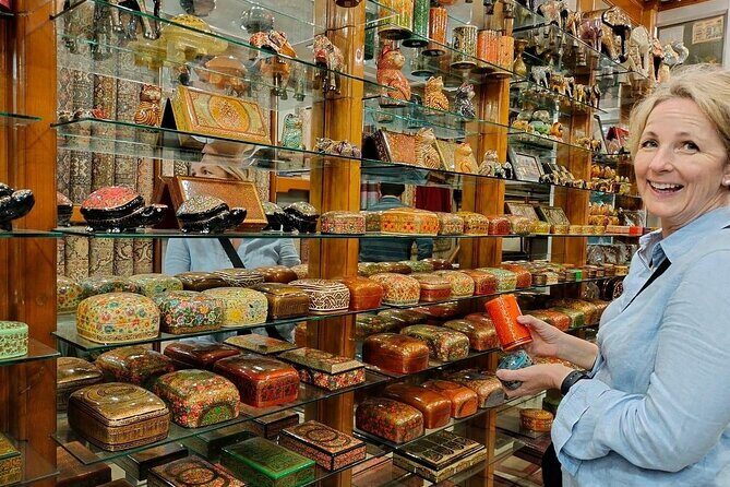 Delhi : Customized Half or Full Day Delhi Shopping Tour - The Experience Beyond Shopping