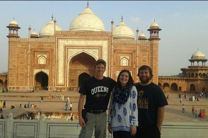 Delhi Day Tours with Lunch, Monument Entrance and Rickshaw Ride - The Value of the Tour