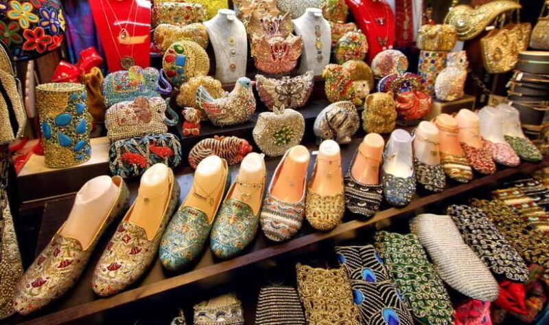 Delhi: Half Day Private Shopping Tour with Guide By Car - Key Points