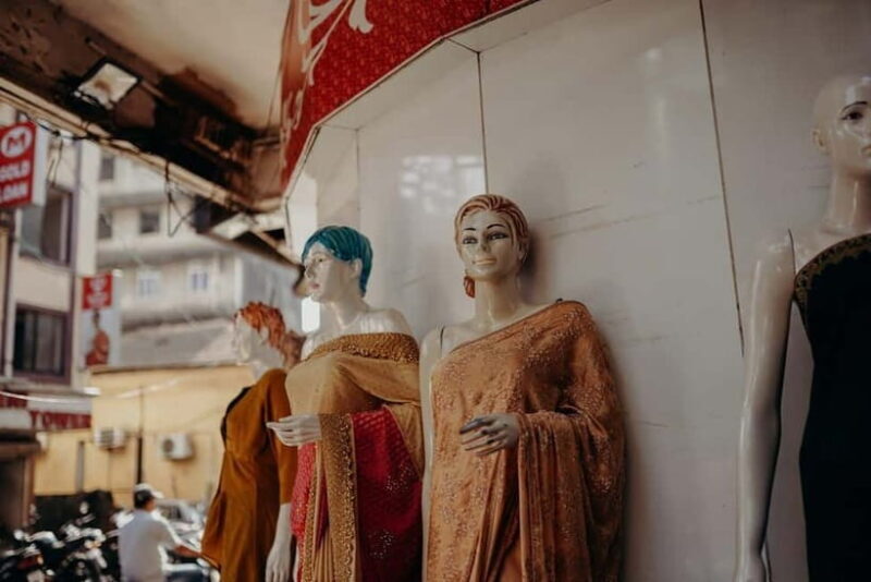 Delhi: Half Day Private Shopping Tour with Guide By Car - FAQ