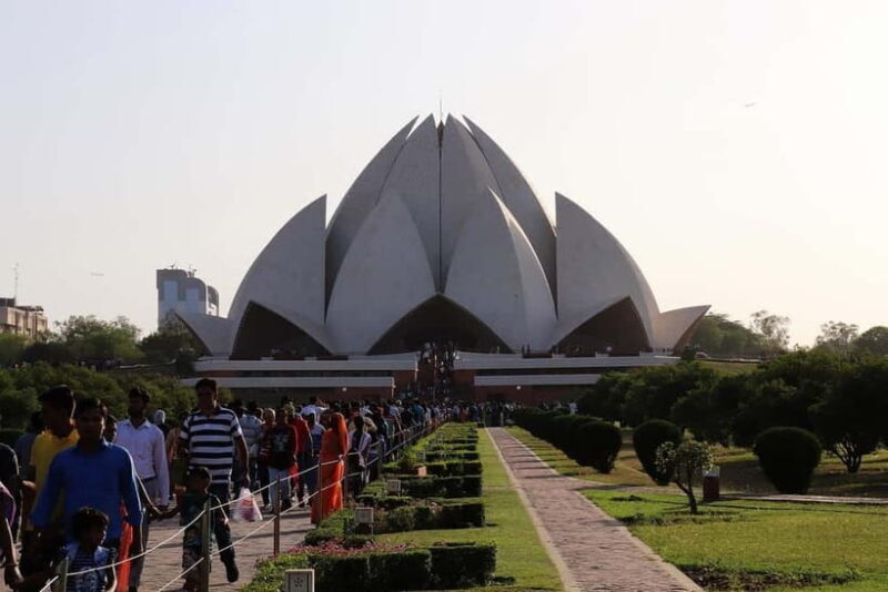 Delhi: Multi-Faith Exploration Guided Tour - Who Should Consider This Tour?