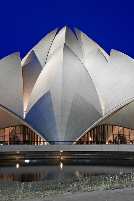Delhi: Night View Tour with India Gate, Rashtrapati Bhavan - Key Points
