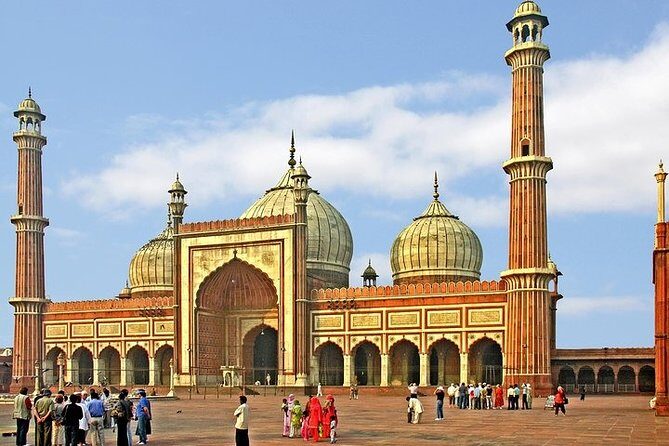 Delhi: Old and New Delhi City Private Guided Day Trip - Modern Delhi: Politics, Architecture, and Green Spaces