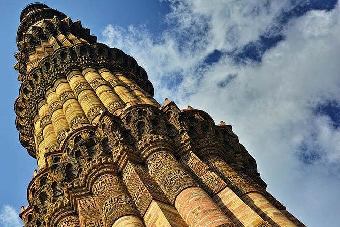 Delhi: Old and New Delhi City Private Guided Day Trip - Architectural Marvels and Ancient Steps