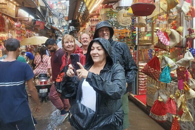 Delhi : Old and New Delhi Full/Half Day Tour with TukTuk Ride - FAQ