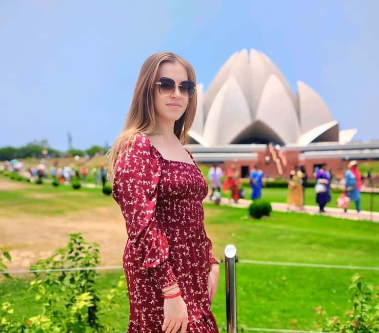 Delhi: Old and New Delhi Private City Tour by Car - Old Delhi: A Feast for the Senses
