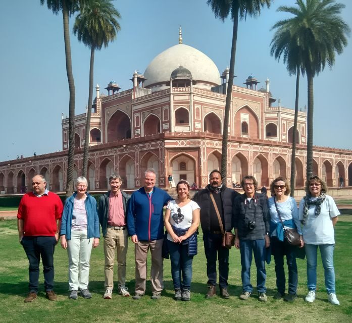 Delhi: Old Delhi and New Delhi Private Tour - Key Points