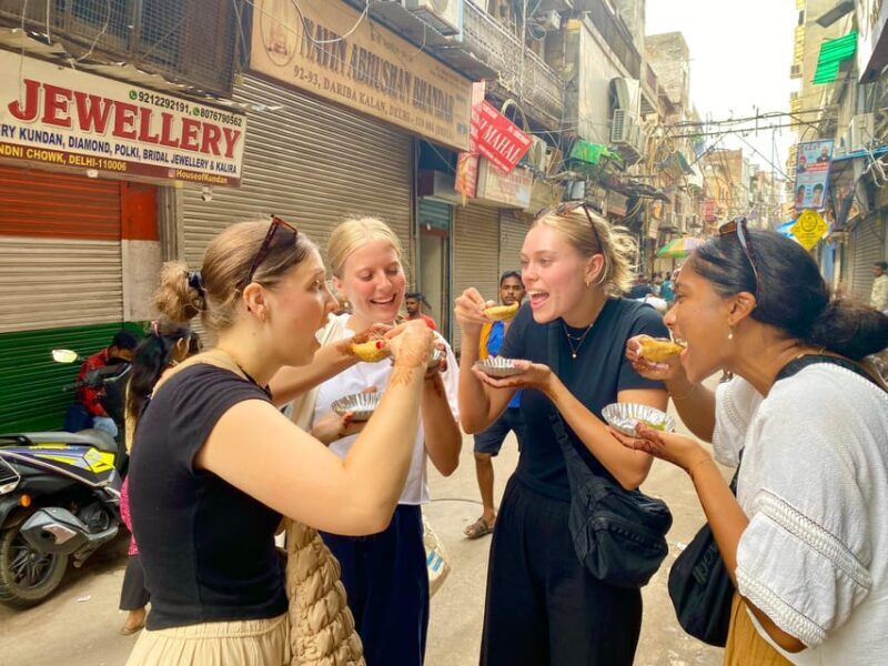 Delhi: Old Delhi's Street Food, Temples & Spice Market Tour - Authentic Reviews from Past Participants