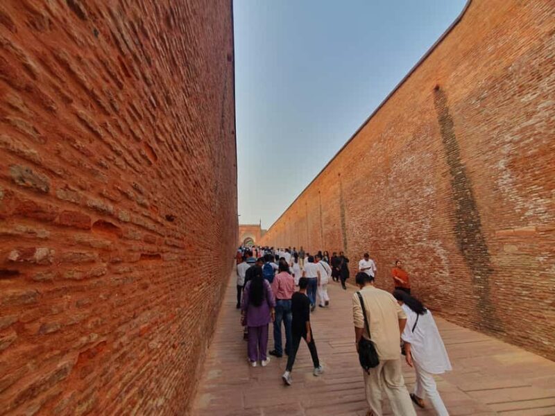 Delhi: Photography Taj Mahal Tour with Boat Ride & Transfers - The Sum Up