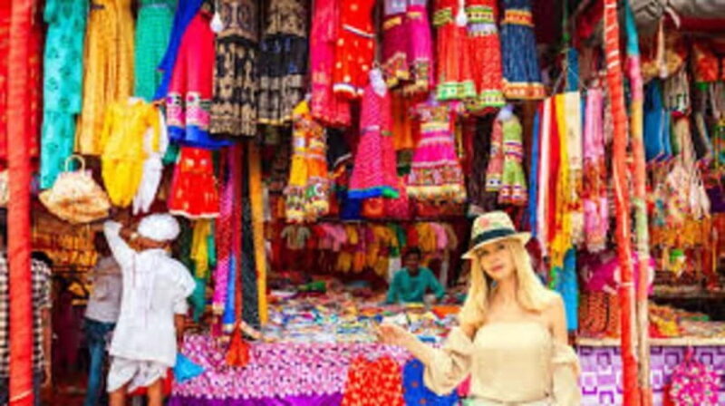 Delhi: Private Half-Day Guided Shopping Tour with Transfer - The Itinerary: A Journey Through Delhi’s Shopping Hotspots
