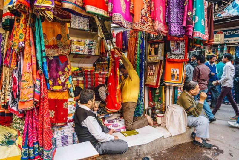 Delhi: Private Half-Day Shopping Tour with Transfer - What to Expect from the Tour