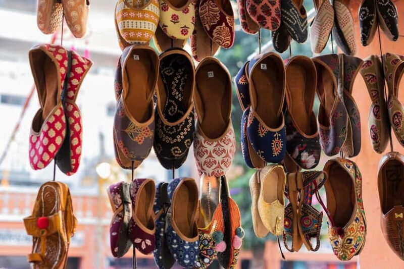 Delhi: Private Local Shopping Tour with Guide & Pickup - Who Should Consider This Tour?