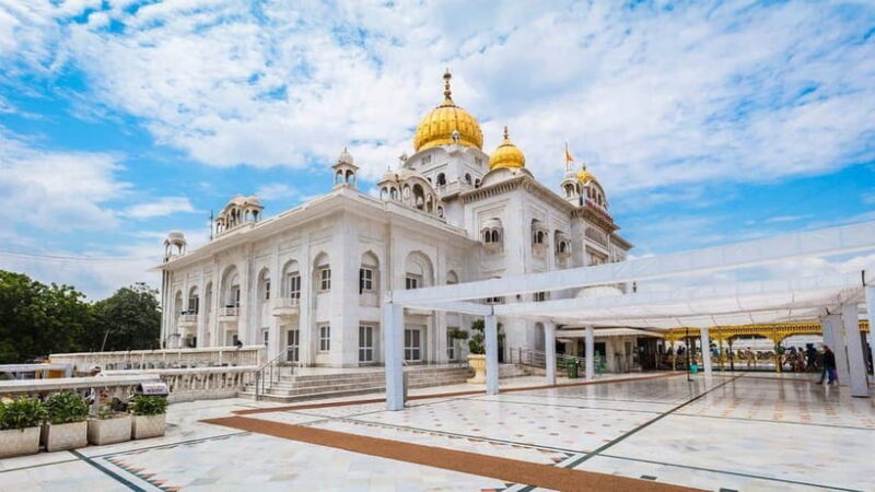 Delhi: Private Old & New Delhi Guided City Tour by Car - The Itinerary: What to Expect from Start to Finish