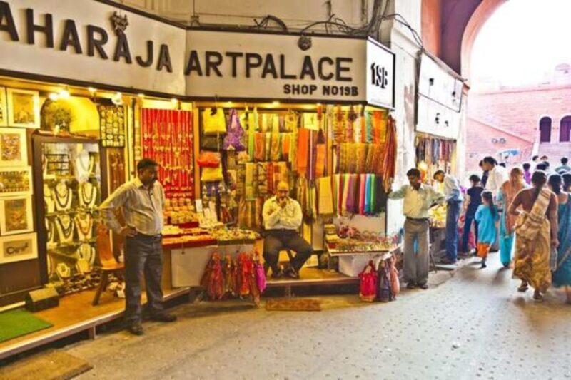 Delhi: Private Shopping Tour with Guide and Transfer - Who Will Love This Tour?
